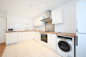Weston View Crookes